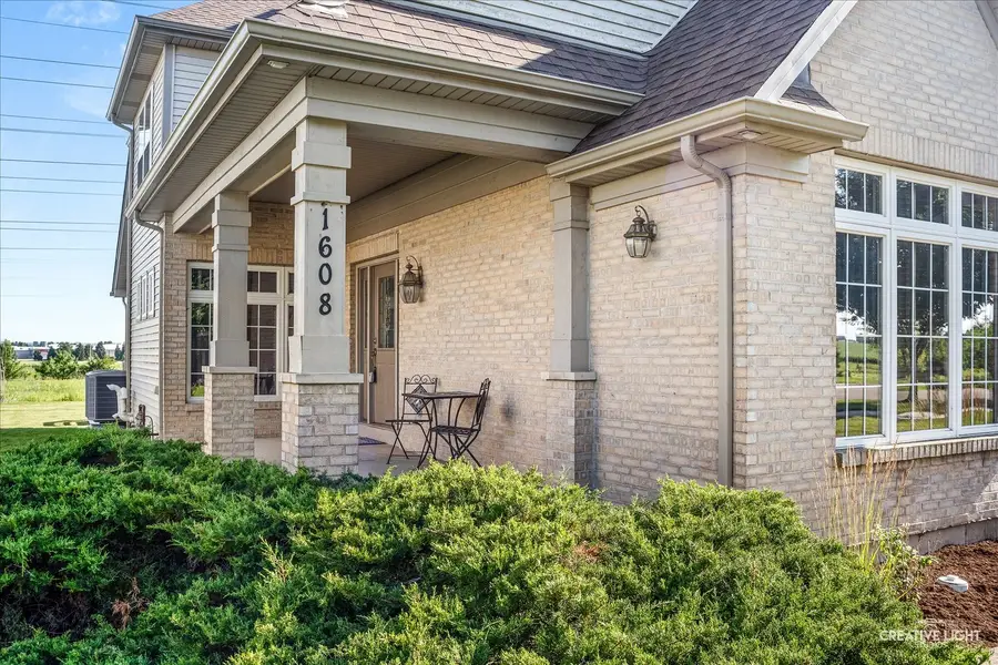 1608 Hearthstone Lane, North Aurora, IL 60542 - #3