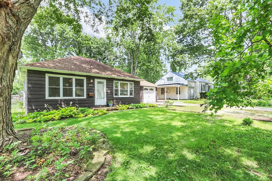605 S Draper Avenue, Champaign, IL 61821 - #3