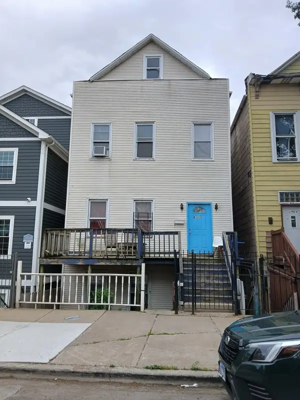 1905 W Cullerton Street, Chicago, IL 60608