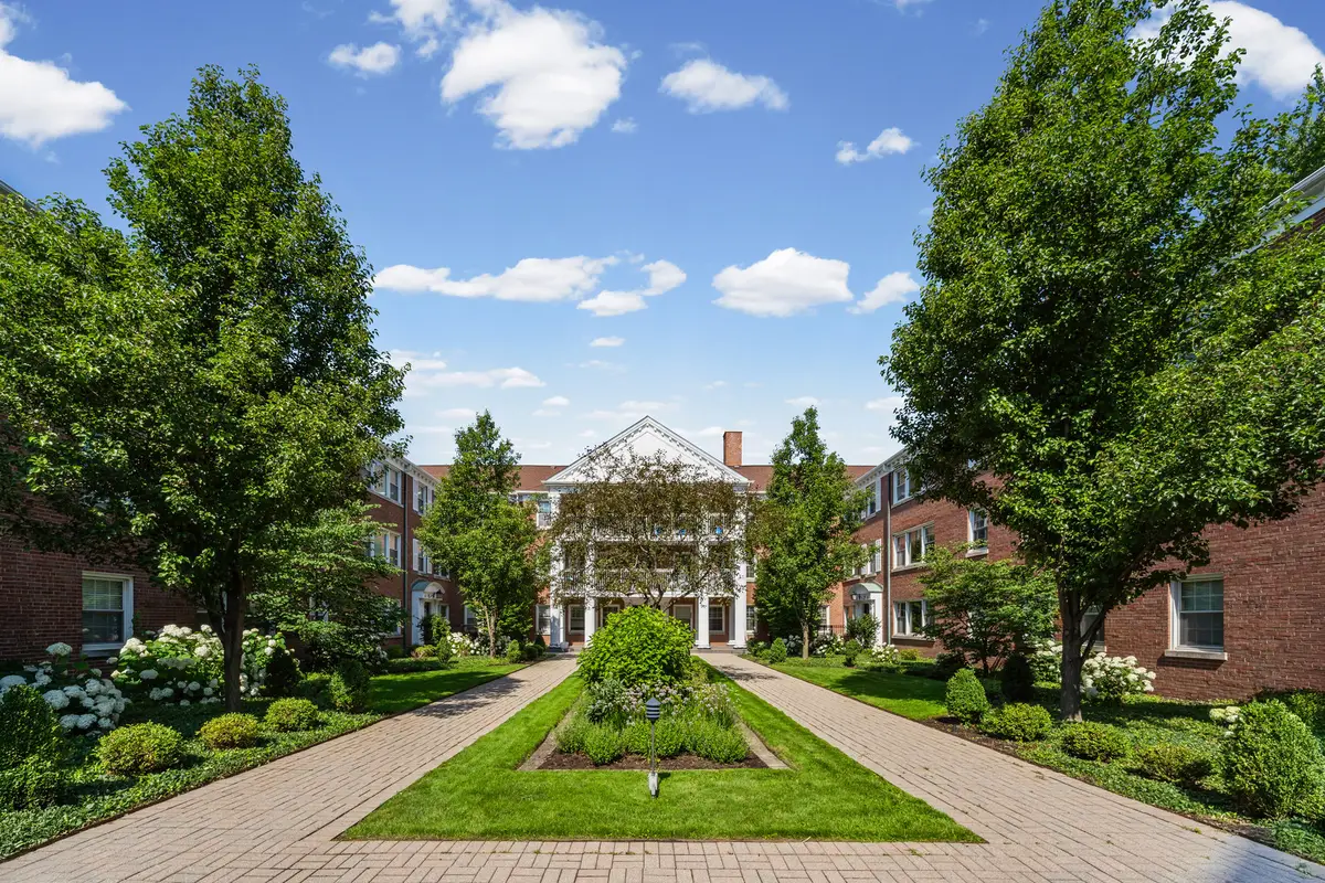 2254 Sherman Avenue #2, Evanston, IL 60201 - #1