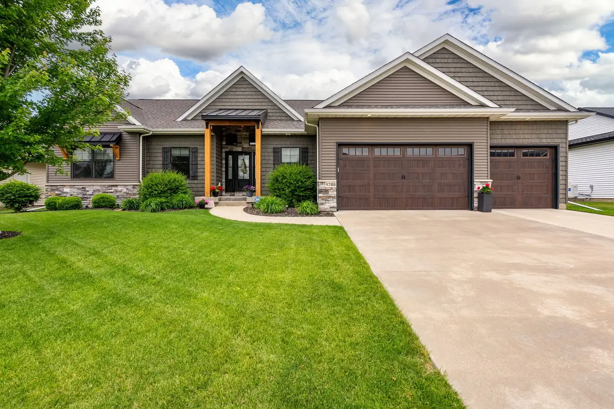 5788 Willmeyer Drive, Bettendorf, IA 52722 - #1