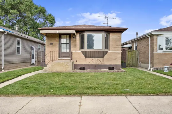 12723 S Marquette Avenue, Chicago, IL 60633