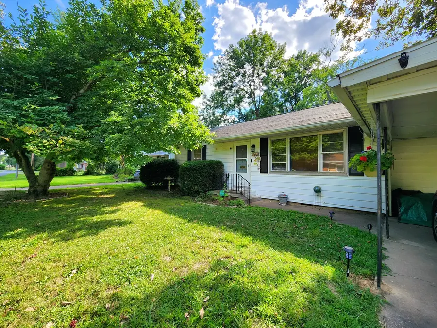 404 N Smith Street, Carbondale, IL 62901 - #3