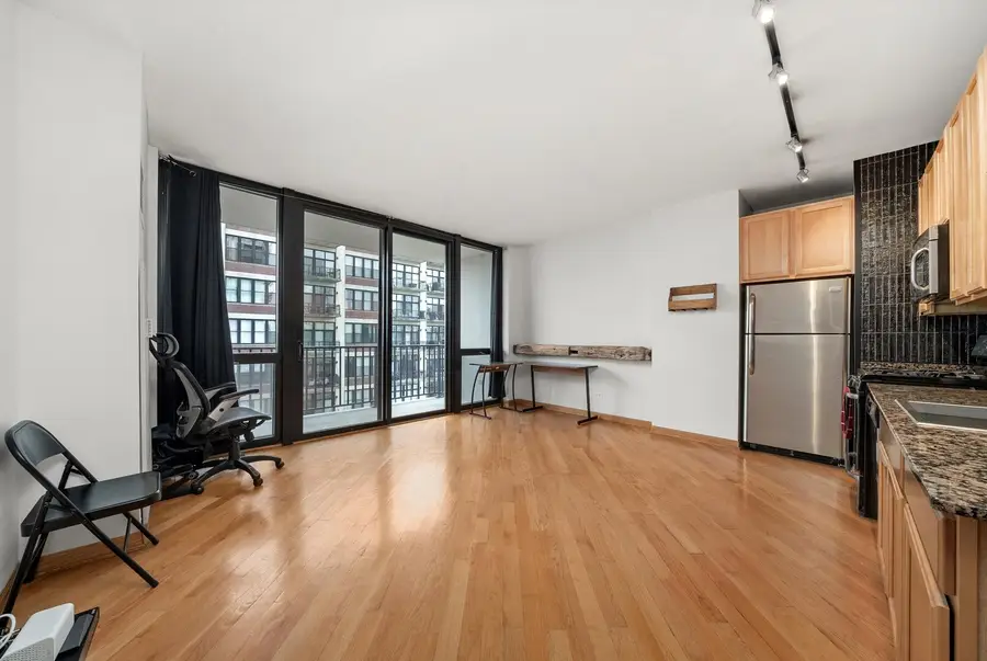 210 S Desplaines Street #908, Chicago, IL 60661 - #2