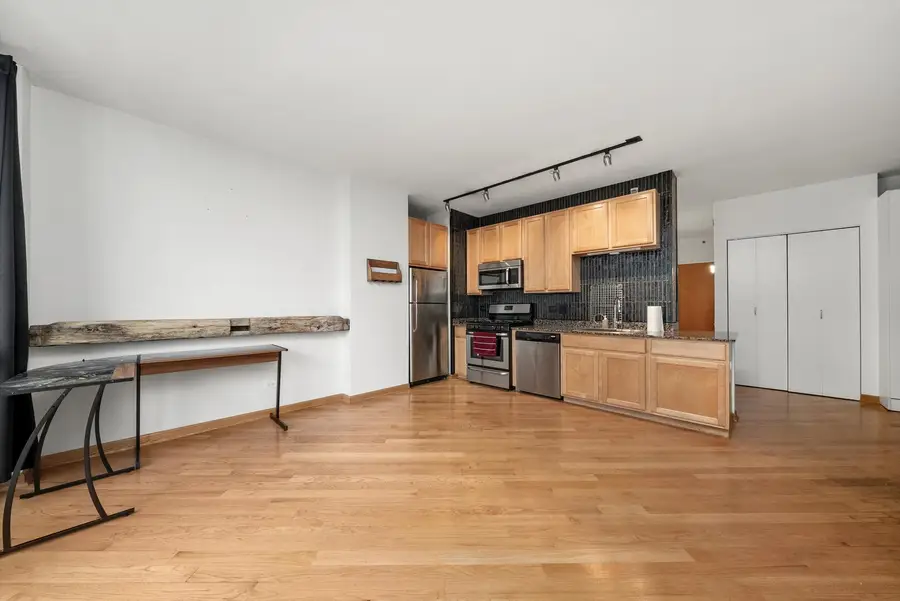 210 S Desplaines Street #908, Chicago, IL 60661 - #3