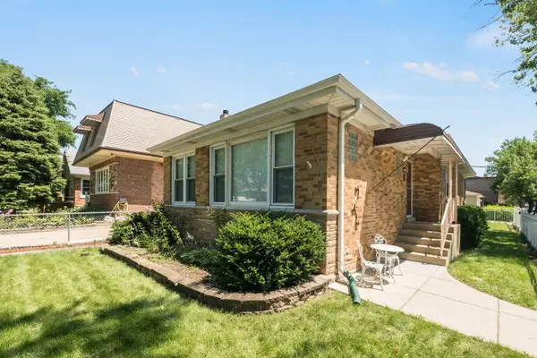 4301 N Mcvicker Avenue, Chicago, IL 60634