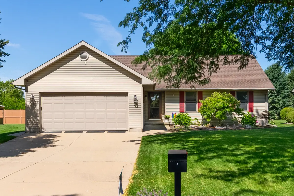 2738 Becker Drive, Peru, IL 61354 - #1