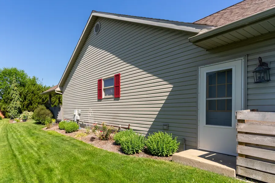 2738 Becker Drive, Peru, IL 61354 - #2