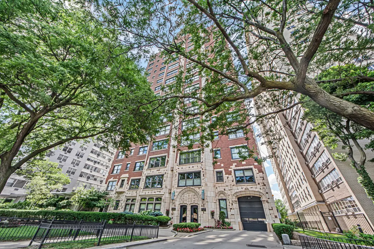 3920 N Lake Shore Drive #3S, Chicago, IL 60613 - #1