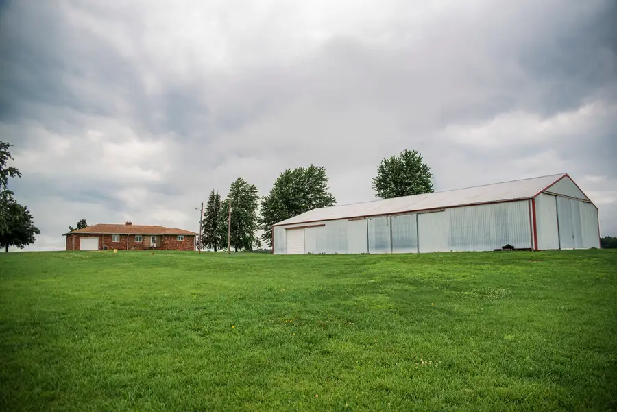1778 Laprairie Road, La Prairie, IL 62346 - #2