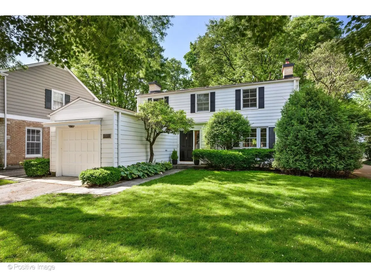 2237 Greenwood Avenue, Wilmette, IL 60091 - #1