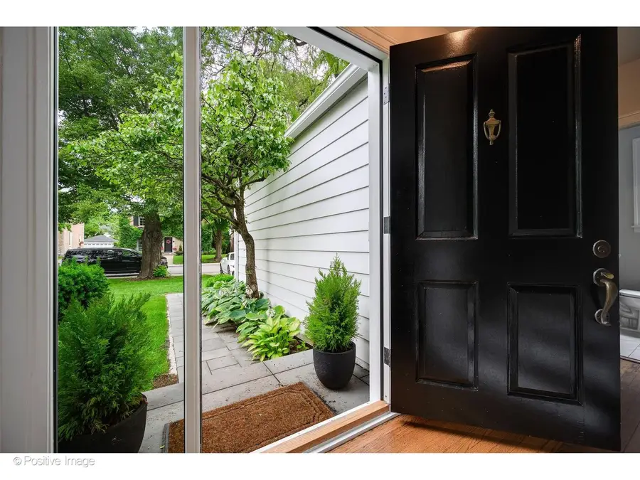 2237 Greenwood Avenue, Wilmette, IL 60091 - #2