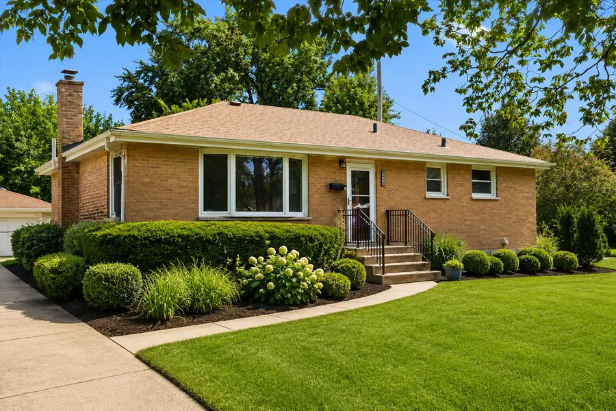 215 E Bryn Mawr Avenue, Roselle, IL 60172 - #3