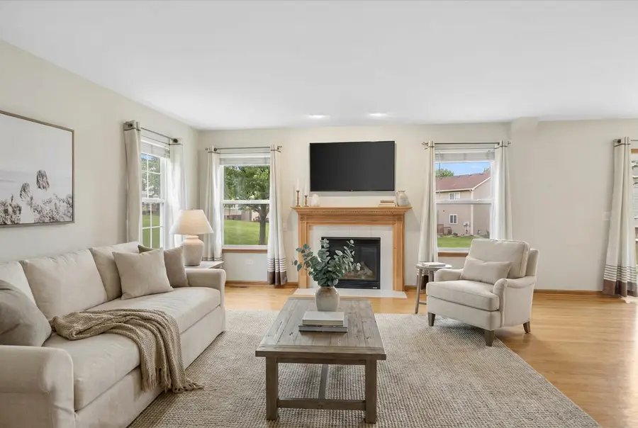 1109 Grass Lake Drive #1109, Fox Lake, IL 60020 - #3