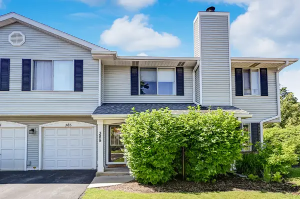 385 Coventry Court #385, Clarendon Hills, IL 60514