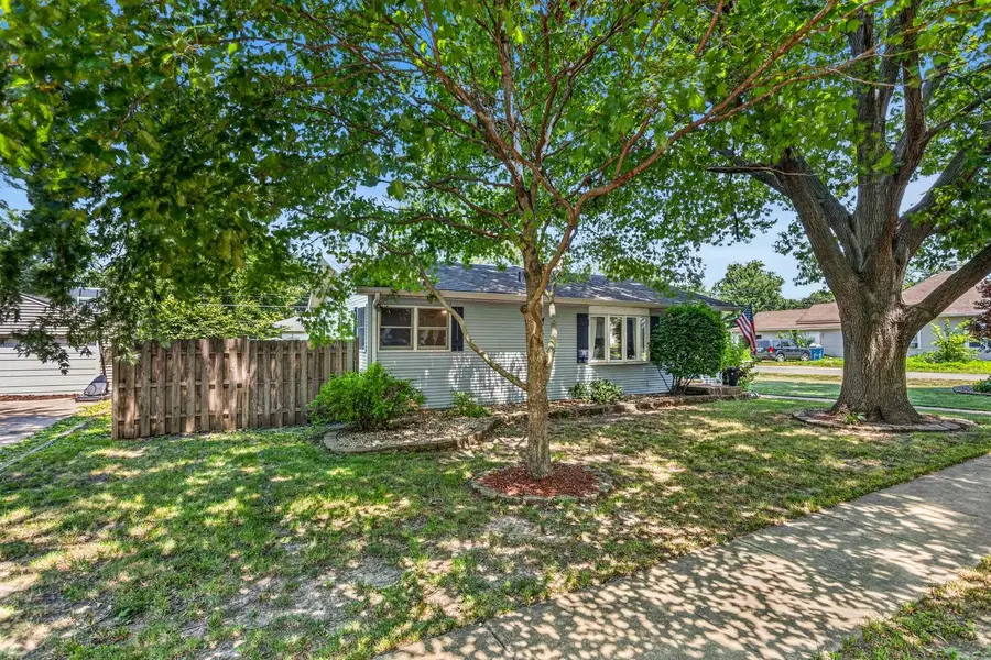 718 E Chestnut Street, Monticello, IL 61856 - #3