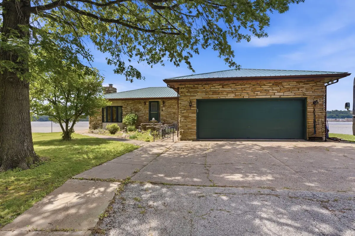 1501 State Avenue, Hampton, IL 61256 - #1