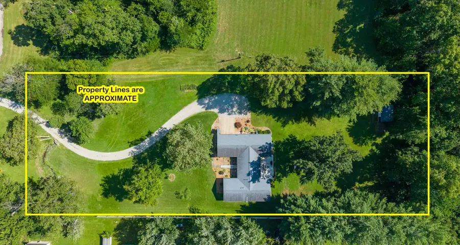 2405 S Washington Street, Salem, IL 62881 - #2