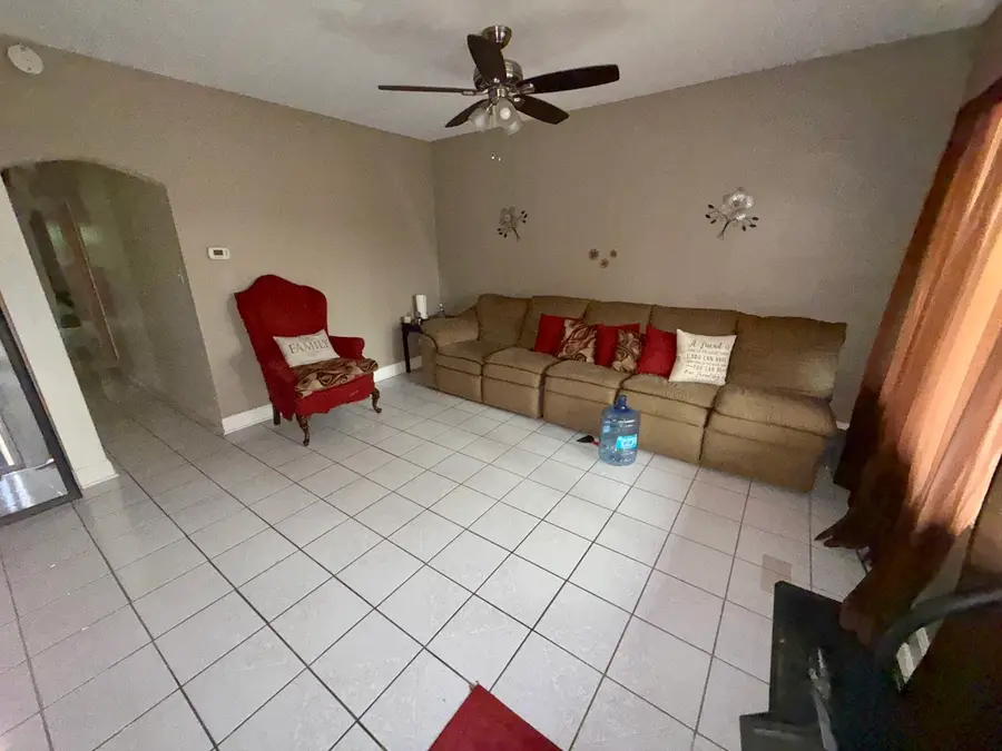 412 156th Street, Calumet City, IL 60409 - #2