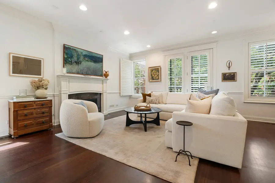 901 W Fletcher Street #2, Chicago, IL 60657 - #2