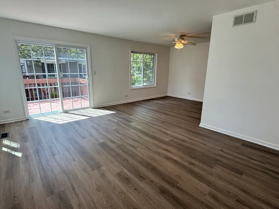 1332 Sandhurst Lane #A, South Elgin, IL 60177 - #2