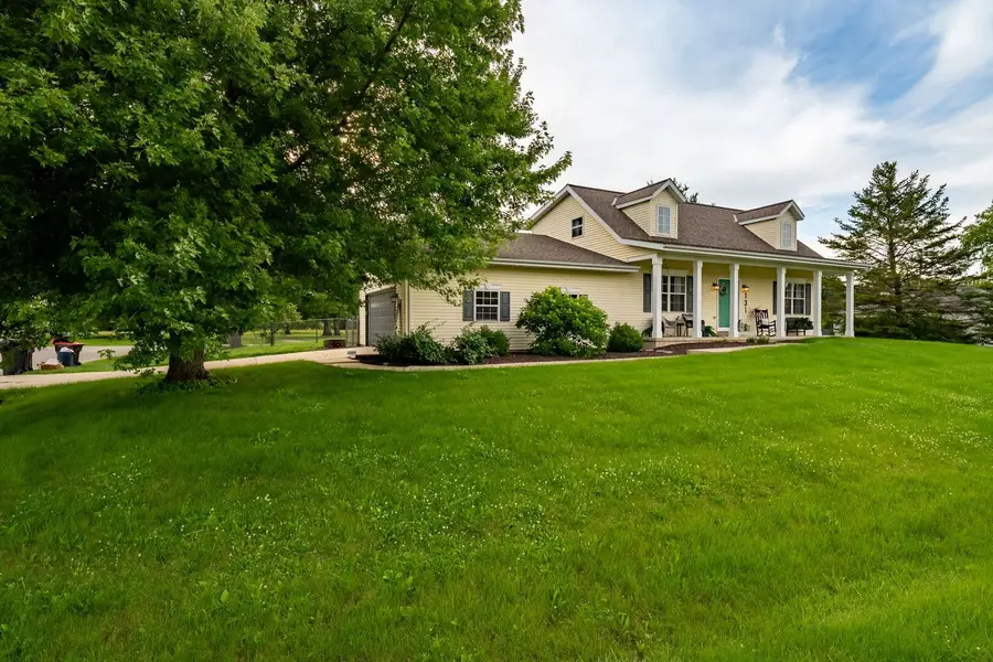 131 N Gadwall Lane, Downs, IL 61736 - #2