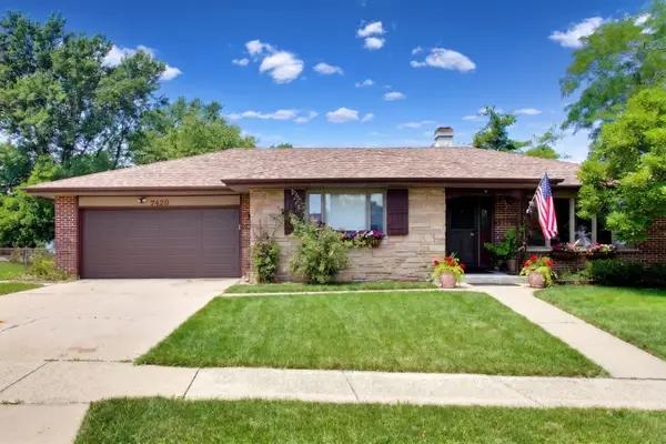 7420 Gladiola Avenue, Hanover Park, IL 60133