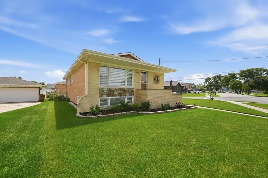 9171 Nashville Avenue, Oak Lawn, IL 60453 - #3
