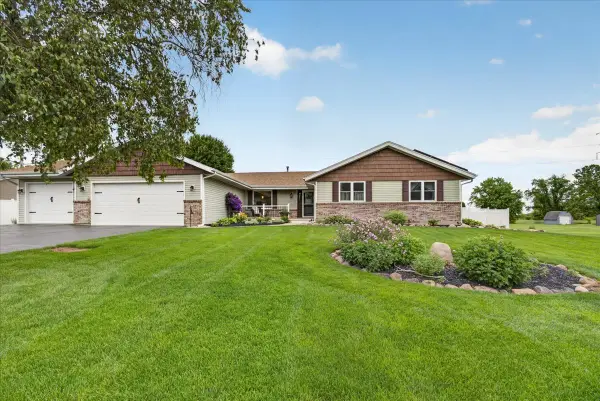 864 Campton Drive, Rockford, IL 61102
