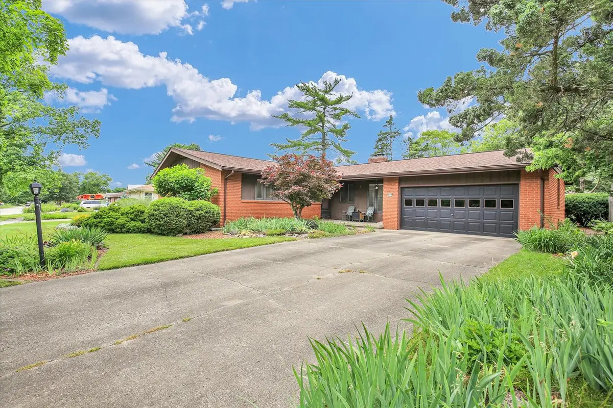 1116 Newbury Road, Champaign, IL 61821 - #1
