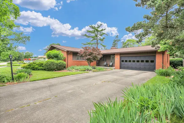 1116 Newbury Road, Champaign, IL 61821