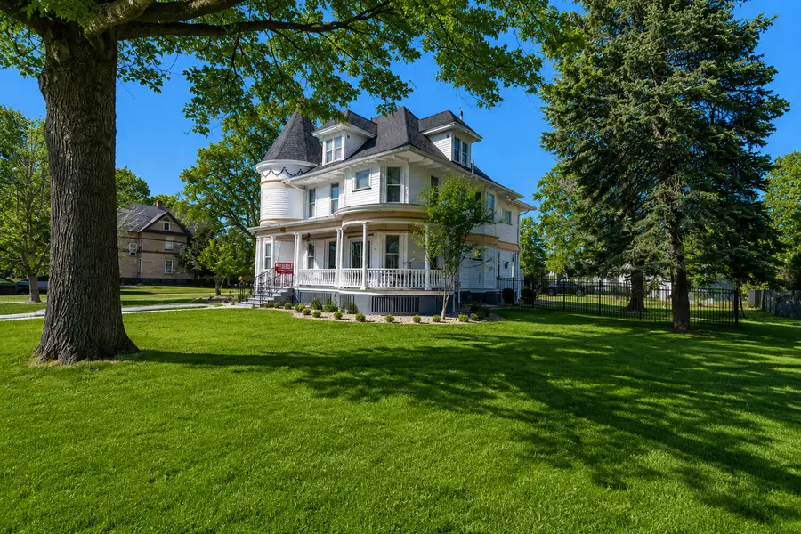 405 E Peru Street, Princeton, IL 61356 - #2