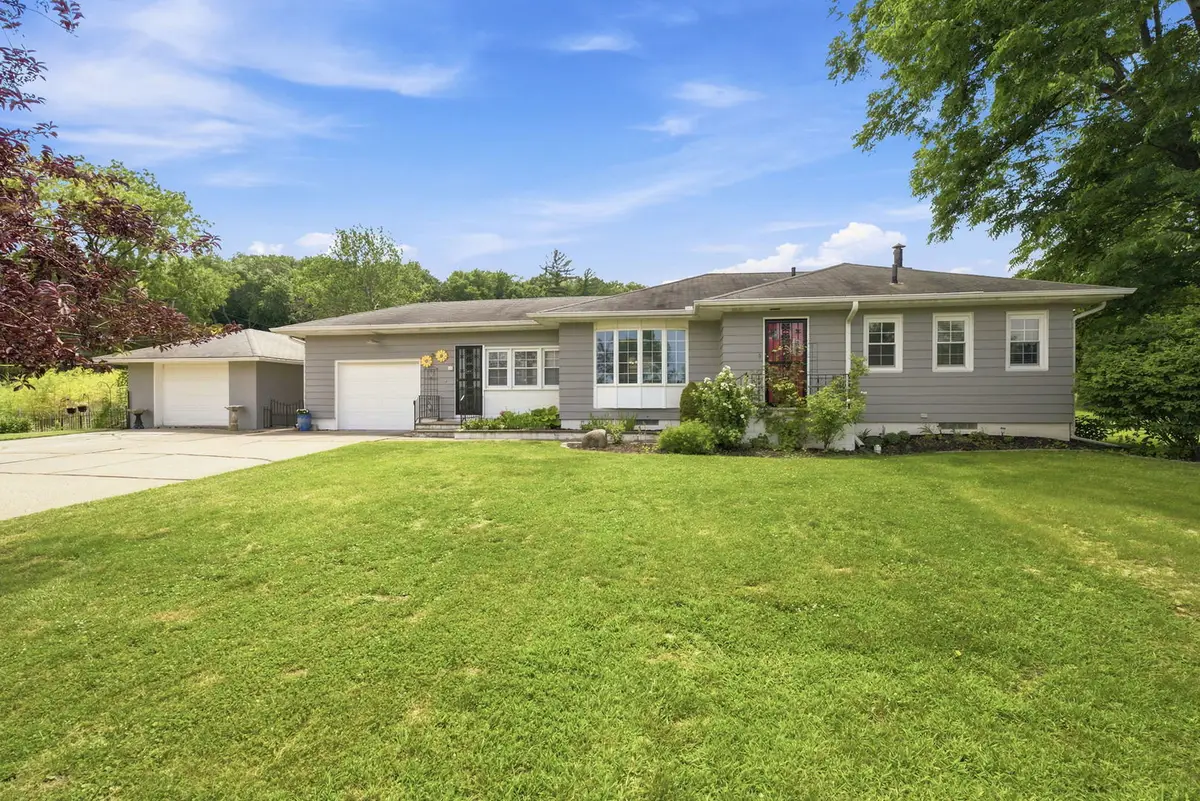 18104 Route 84 N, East Moline, IL 61244 - #1