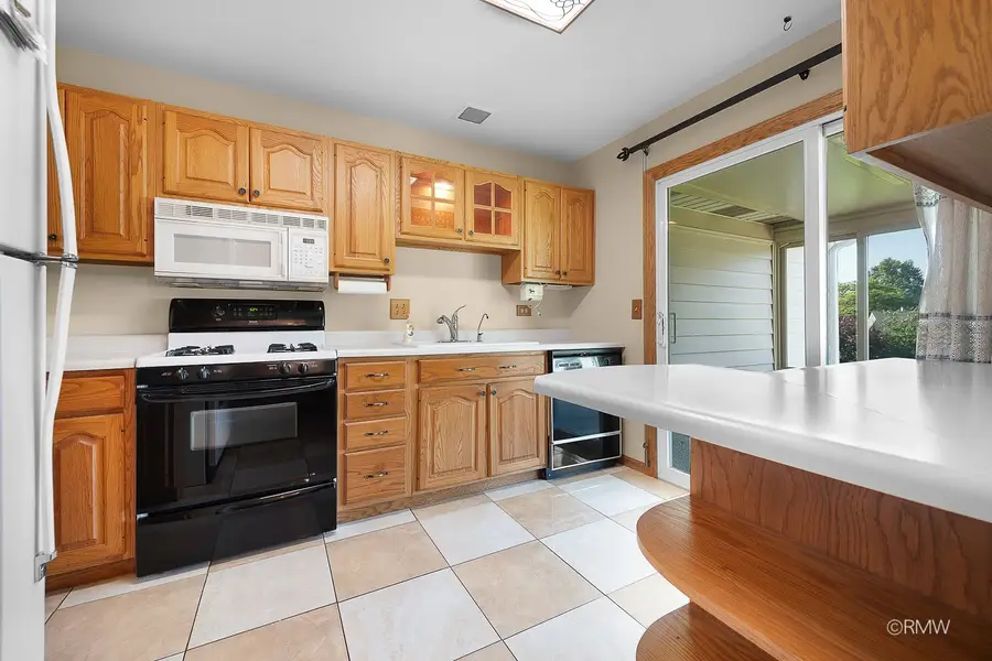 834 Edenwood Drive, Roselle, IL 60172 - #2