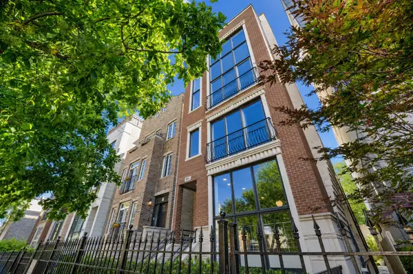853 N Wood Street #1, Chicago, IL 60622