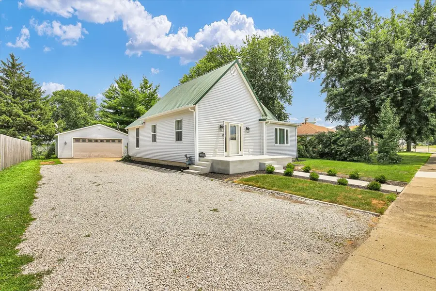 Address Withheld By Seller, Tuscola, IL 61953 - #3