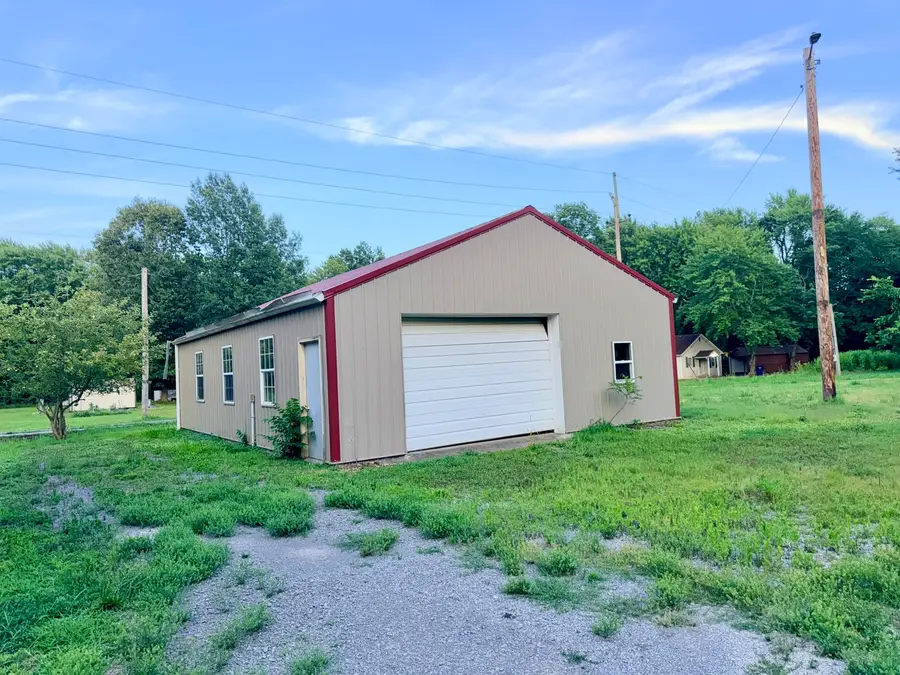 802 North Road, West Frankfort, IL 62896 - #3
