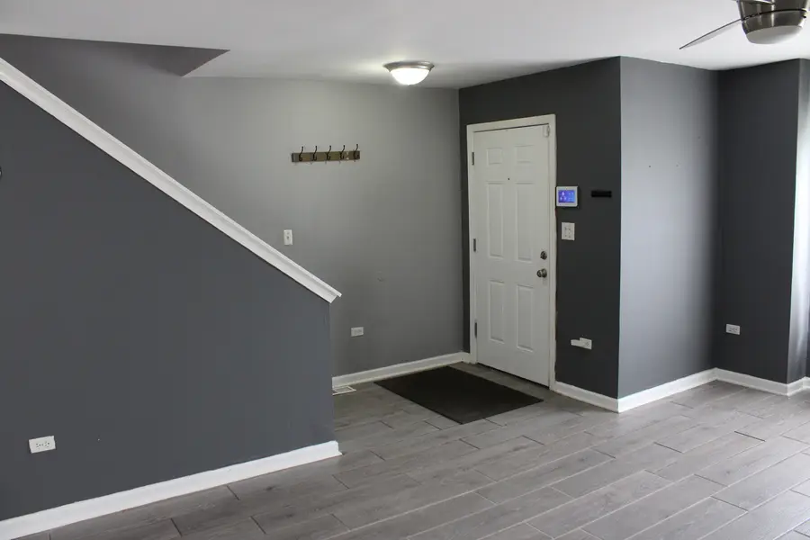 5352 S Shields Avenue, Chicago, IL 60609 - #2