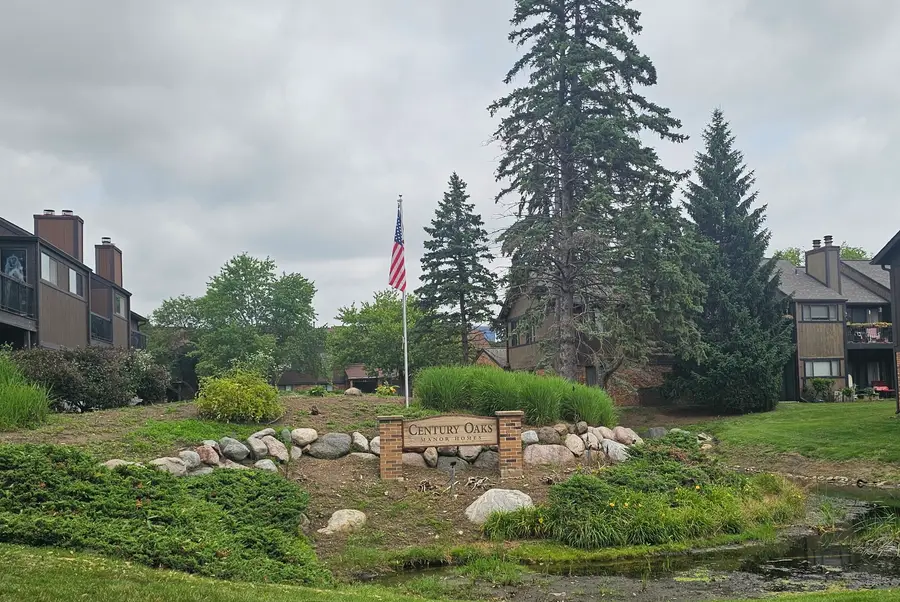 27 Creekside Circle #A, Elgin, IL 60123 - #3