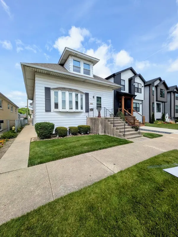4820 N Natoma Avenue, Chicago, IL 60656