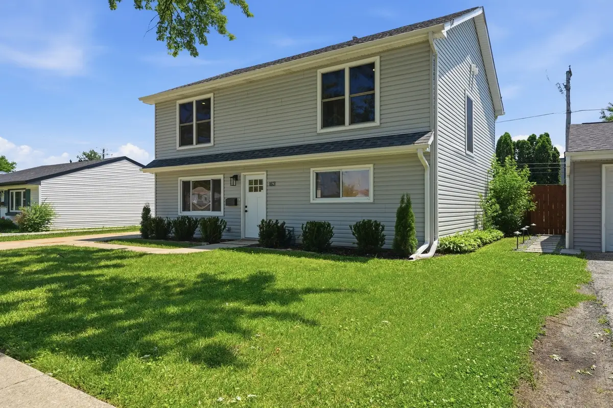 163 W Manchester Drive, Wheeling, IL 60090 - #1