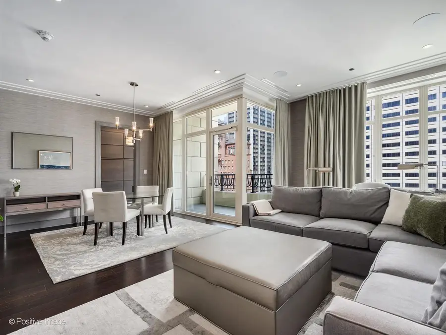 118 E Erie Street #21B, Chicago, IL 60611 - #2