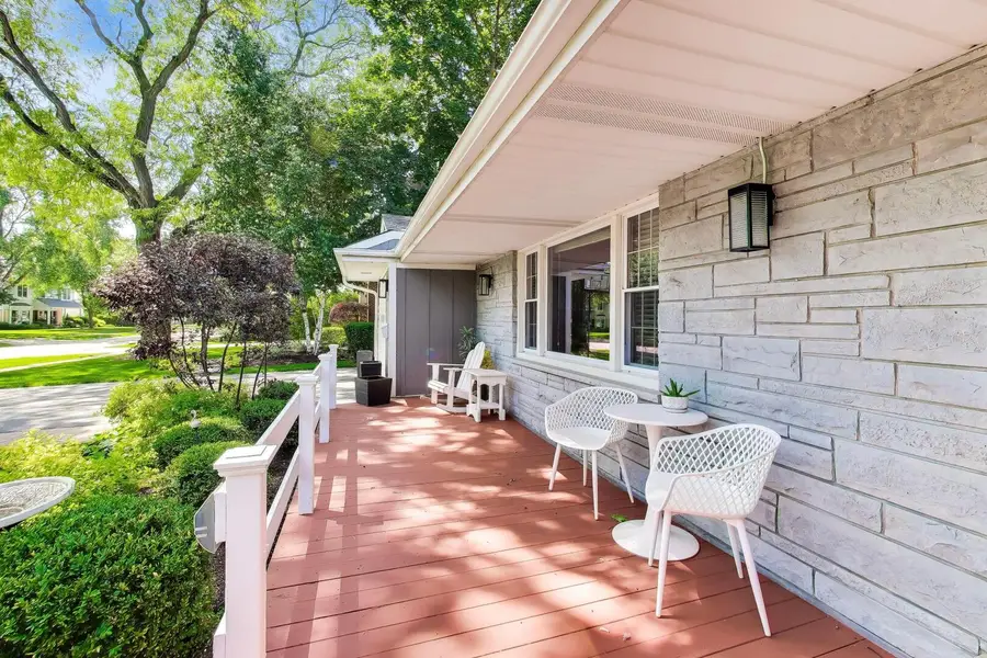 1884 Penfold Place, Northbrook, IL 60062 - #2