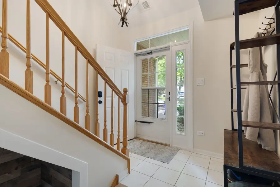 14547 Club Circle Drive, Oak Forest, IL 60452 - #2