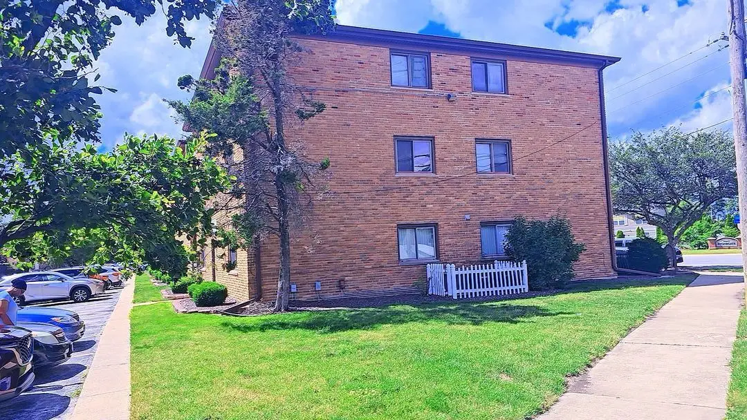 1881 Michigan City Rd #3E, Calumet City, IL 60409 - #1