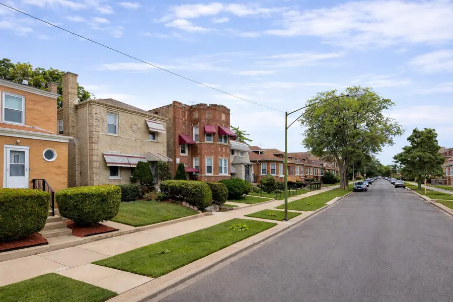 8017 S Hermitage Avenue, Chicago, IL 60620 - #3