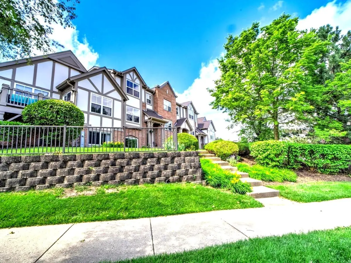 806 June Terrace, Lake Zurich, IL 60047 - #1