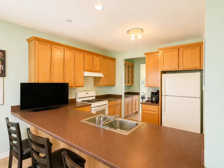 721 Bonaventure Drive, Oswego, IL 60543 - #3