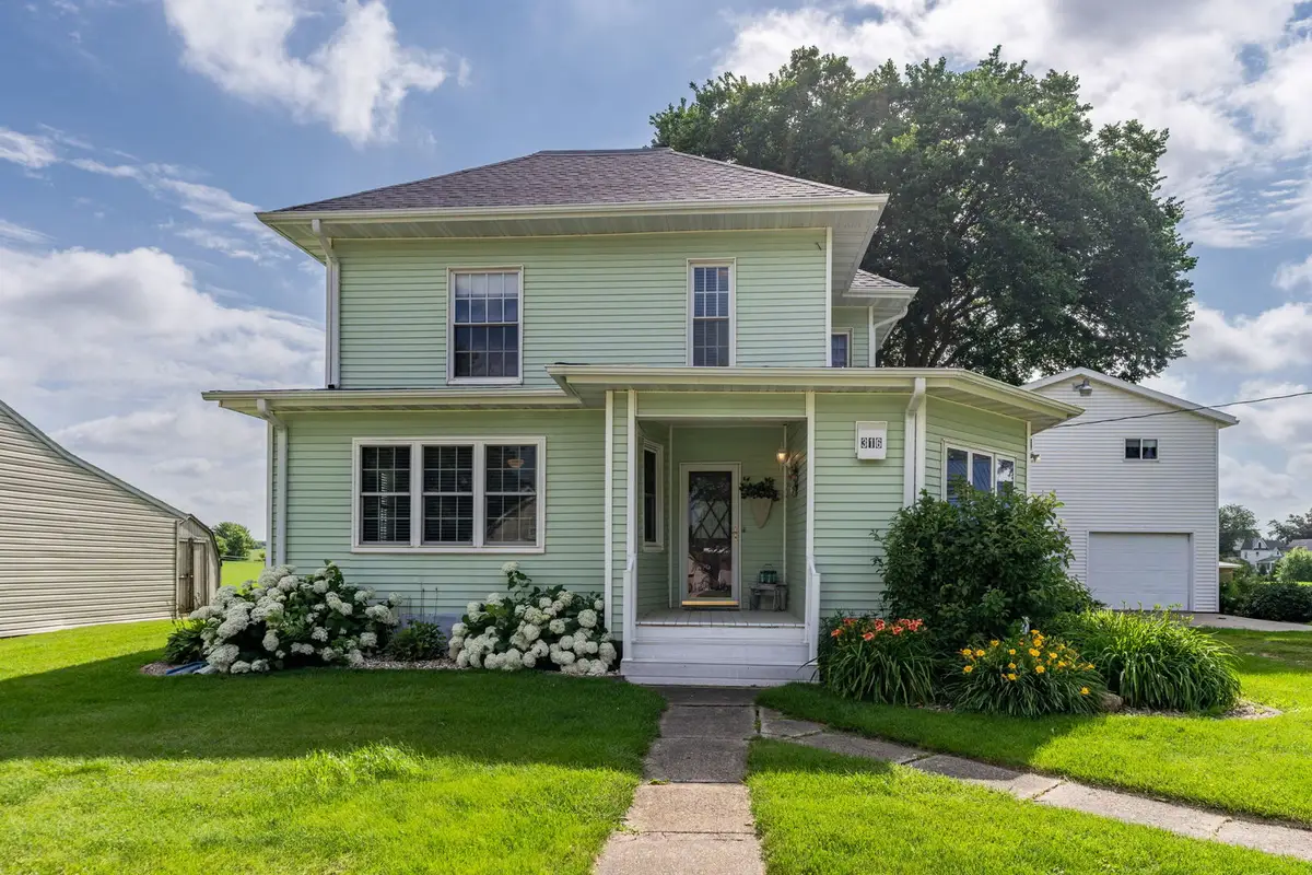 316 N Washington Street, Wyoming, IA 52362 - #1