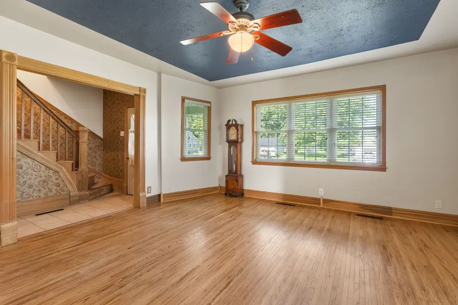 316 N Washington Street, Wyoming, IA 52362 - #3